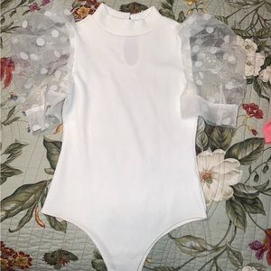 Puff sleeve bodysuit
